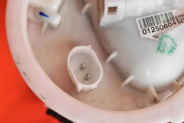 Brandstofpomp 6763850 A2C53025278 BMW E90 E91 2.0i image 10