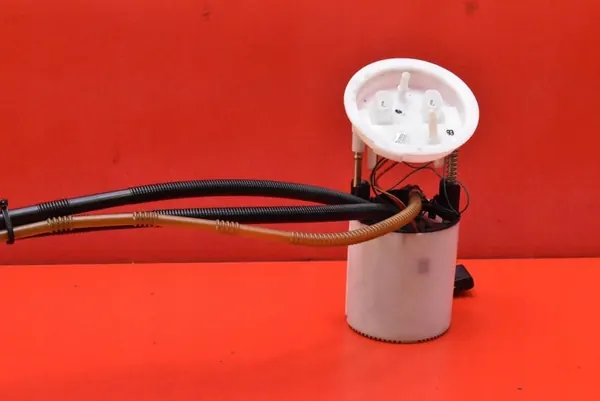 Brandstofpomp 6763850 A2C53025278 BMW E90 E91 2.0i image 3