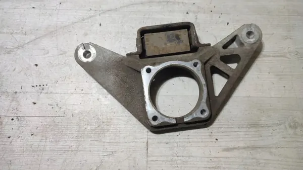 Support arrière Jeep Cherokee 2015 OEM 68155099AD image 4