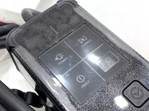 Hyundai Kona (SX2) Lataaja OEM 91996-BF030 image 3