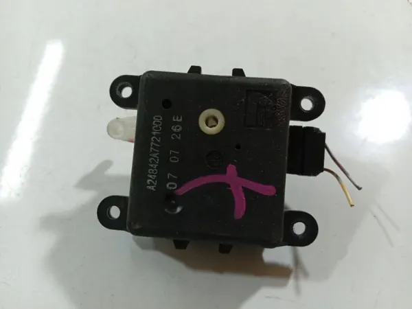 OEM A24842A7721000 Verwarmingsklepmotor voor Nissan Qashqai image 2