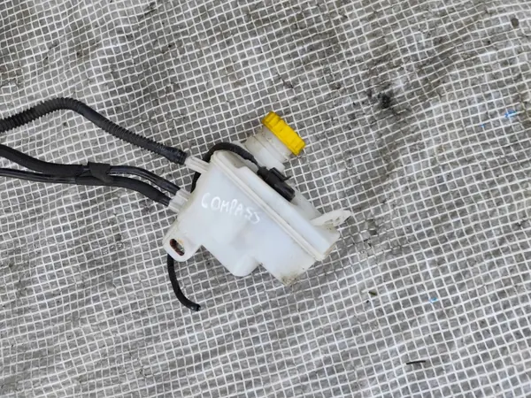 Réservoir de liquide de frein OEM Jeep Compass II 16-21 image 3