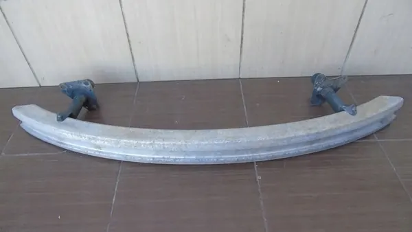 Etupalkki VW Passat B5 97-00 image 4