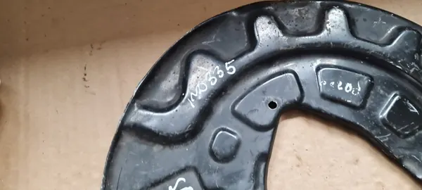 Audi SQ2 Q2 Protetor de Freio 5Q0615311F Esquerdo image 4