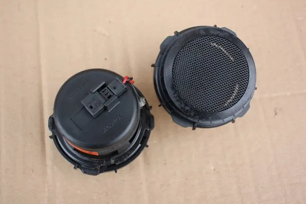 Altavoces puertas traseras BMW 8368245 para E46 image 4