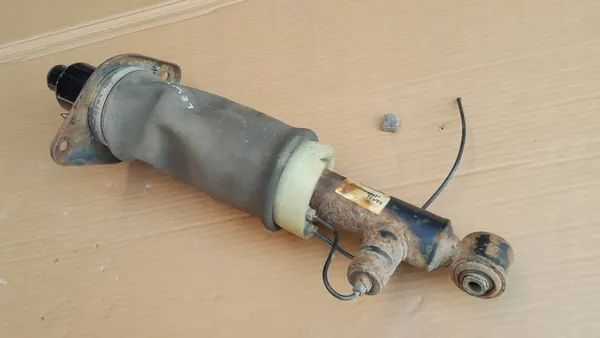 Ammortizzatore posteriore sinistro Audi A6 C5 Allroad image 3