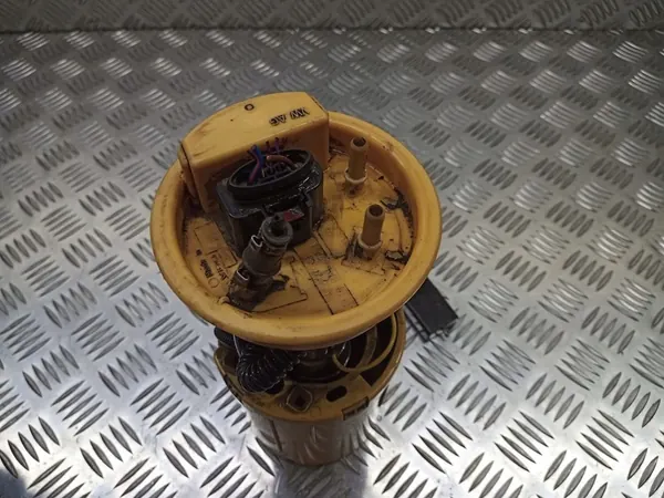 Bomba de combustível VW TOURAN 1T0919050A 2.0L Diesel 2004 image 4