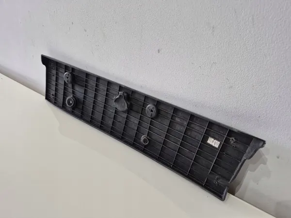 OEM 50552138 Front-Kennzeichenhalter für Alfa Romeo Stelvio image 4