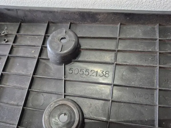 OEM 50552138 Front-Kennzeichenhalter für Alfa Romeo Stelvio image 5