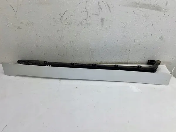 Rail de guidage porte coulissante droite OEM 9822930080 image 2