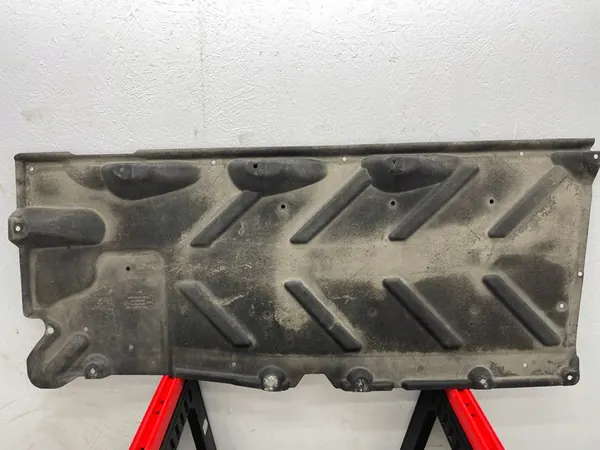 MERCEDES B-KLASA W246 Underbody Shield Right Rear A2466840400 image 4