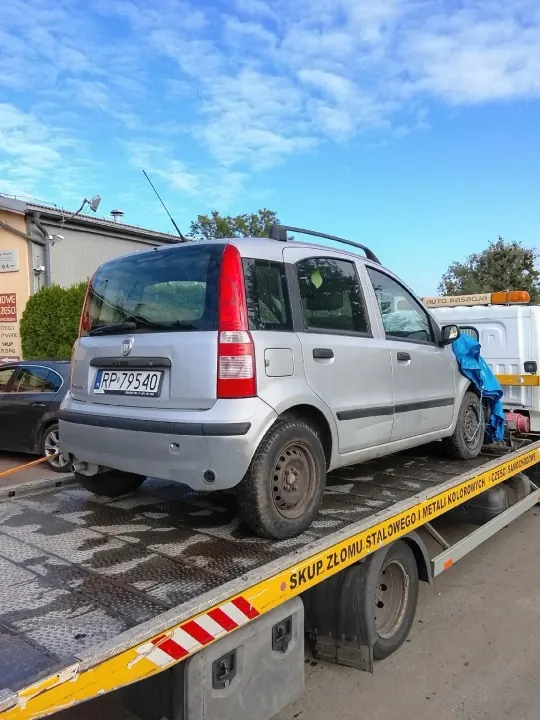 OEM 12527905 Begagnad slutljuddämpare Fiat Panda II 1.2b image 5