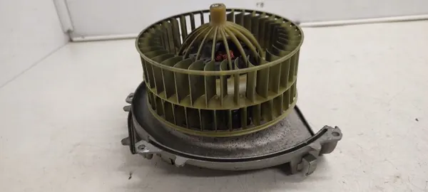Matkustamon tuuletin OEM 9434450056 Mercedes W140 image 2