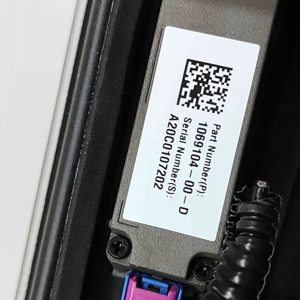 Vasen Sivukamera Tesla Model X 2020 108390100B image 6