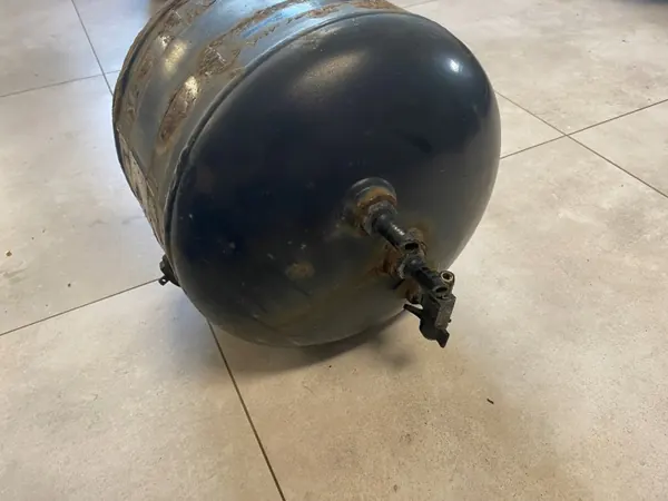 Lufttank MAN OE 81514010257 för pneumatiskt system image 3