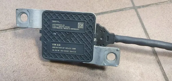 Sensor Lambda Volkswagen 4M0907807AF image 3