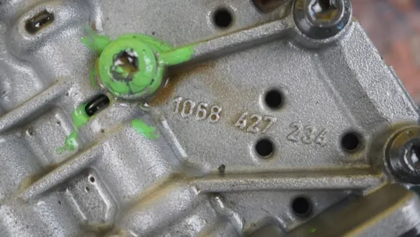 BMW N43B20AY Méchatronique OEM 1071128342 image 10