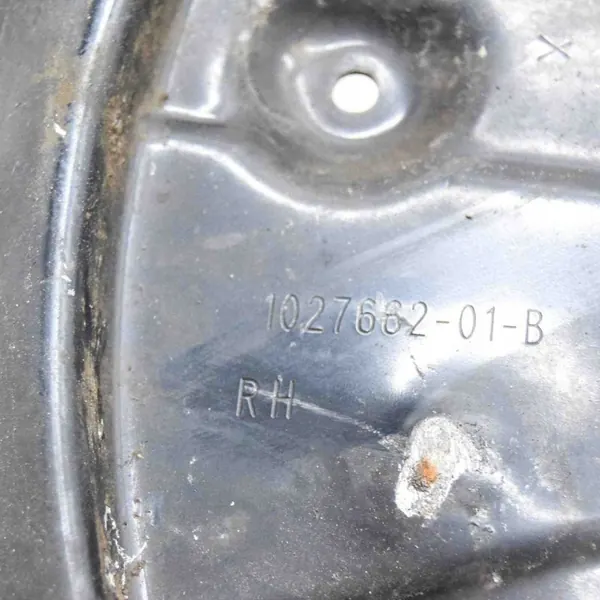 Bouclier de frein avant droit Tesla Model X OEM 102766201B image 8