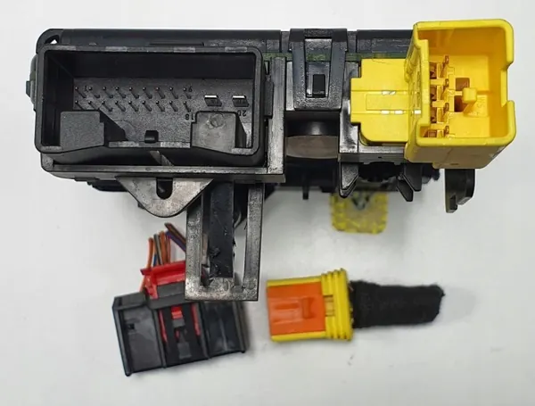 Komfortmodul OEM 8P0953549F Audi TT Mk2 2008 image 3