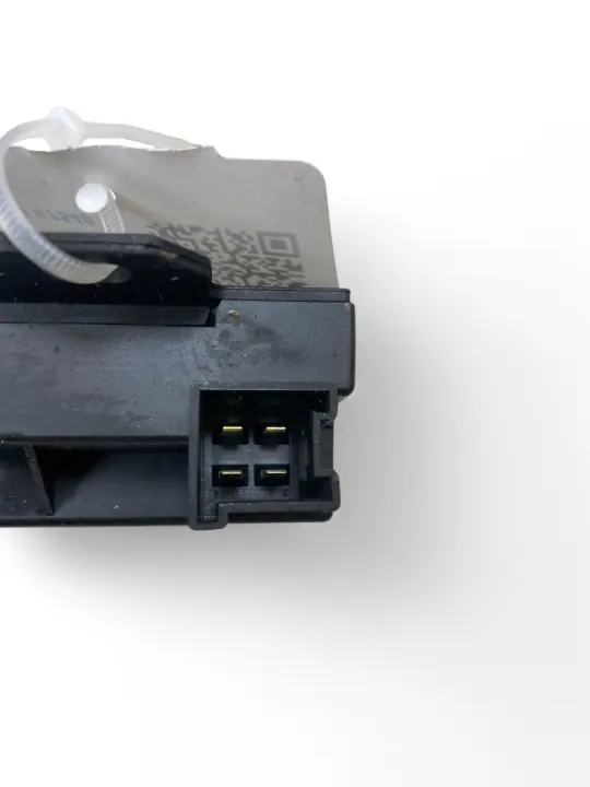 Mercedes-Benz GLS X166 2018 Inspuitpompmodule OEM A009003101 image 4