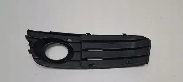 Grille de phare antibrouillard avant droite AUDI A4 B8 8K0807682A image 3