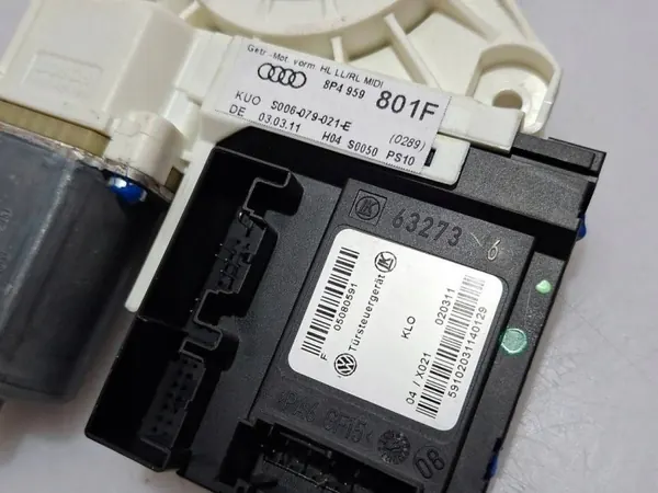 Audi A3 8P0 2011 linkes hinteres Fensterhebermotor 8P4959801F image 8