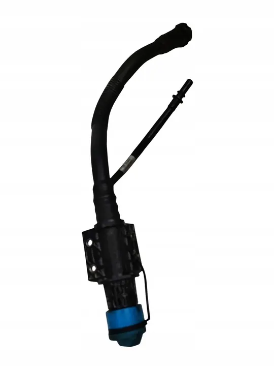 TUBE DE REMPLISSAGE ADBLUE OPEL ZAFIRA C 2.0 CDTI image 3