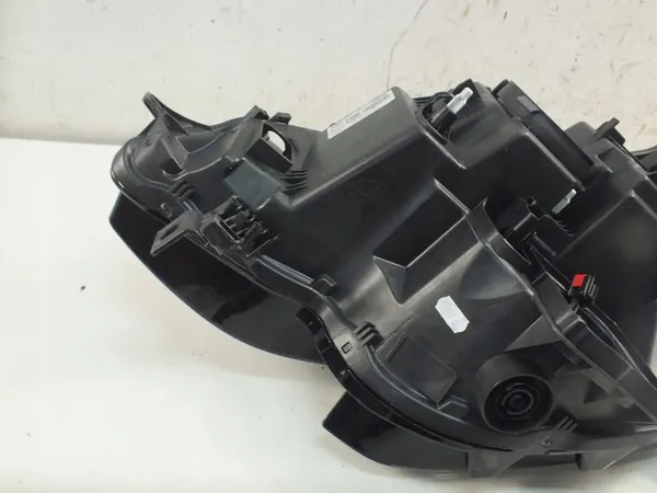 Oikea Ajovalo Renault Megane IV image 4