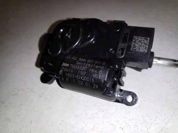 Värmestyrventil OEM 5WA907511B för VW Golf VIII image 4