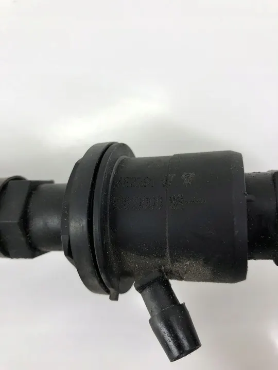 Cilindro mestre de embreagem Renault Laguna III 2008 OEM 306100009R image 3