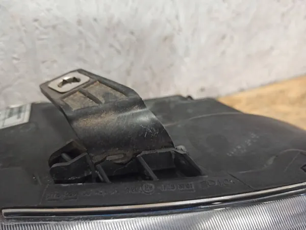 Farol Dianteiro Direito SEAT ARONA image 2