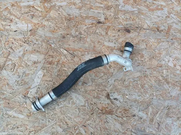 Olieleiding Mercedes GT AMG OEM A1781800720 - Gebruikt image 2