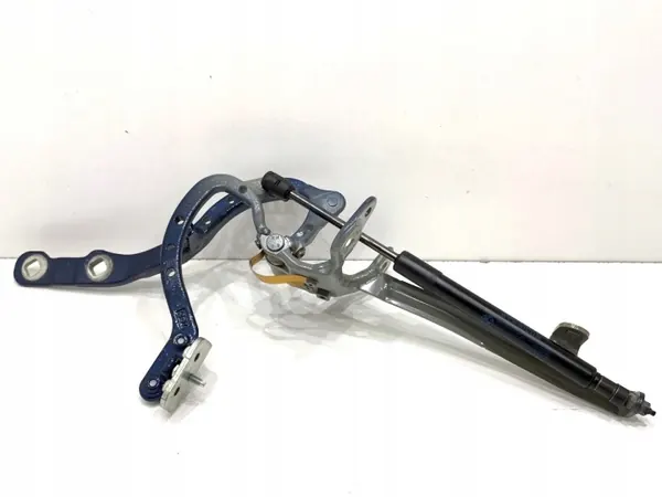 Right Tailgate Hinge BMW G21 Touring OEM 7453406 image 4