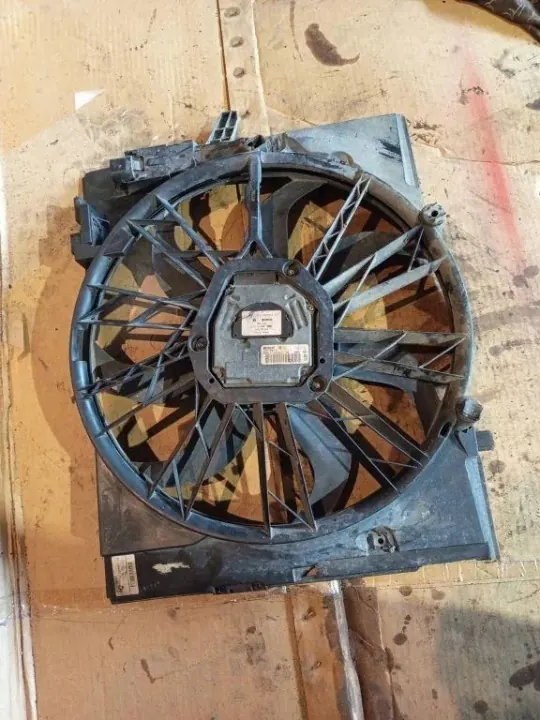 Framremsa BMW 5 E60 OEM 3137229009 2.5L bensin image 2