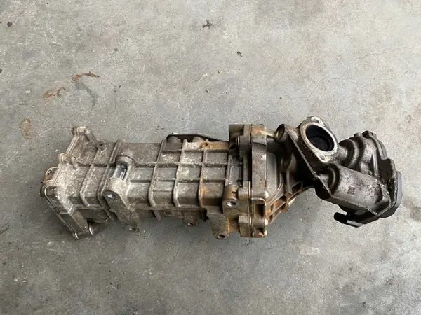 EGR-Pakokaasujäähdytin IVECO DAILY 3.0 HPI image 6