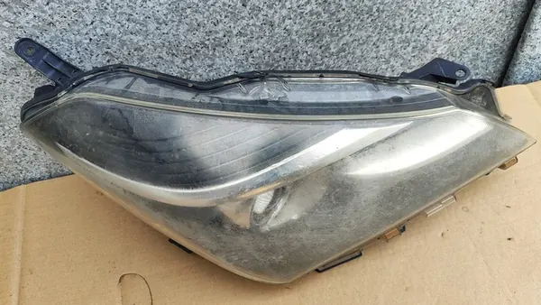 TOYOTA YARIS III Faro Derecho, OEM 81130-0DA30 image 4