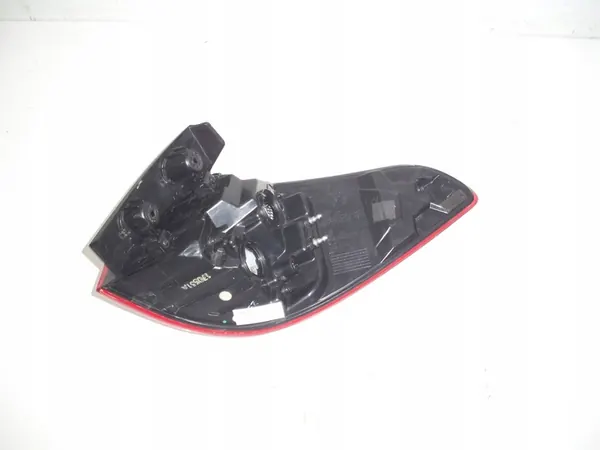 Luz Trasera Izquierda Hyundai i30 III Kombi 2017- image 5