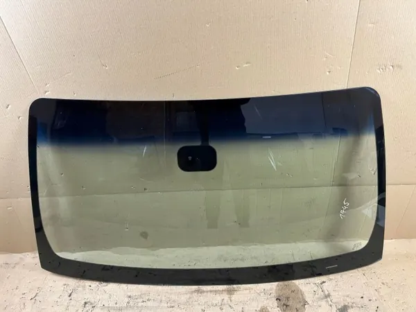 Gebruikte Nissan Navara D40 voorruit OEM MAM83835 image 2