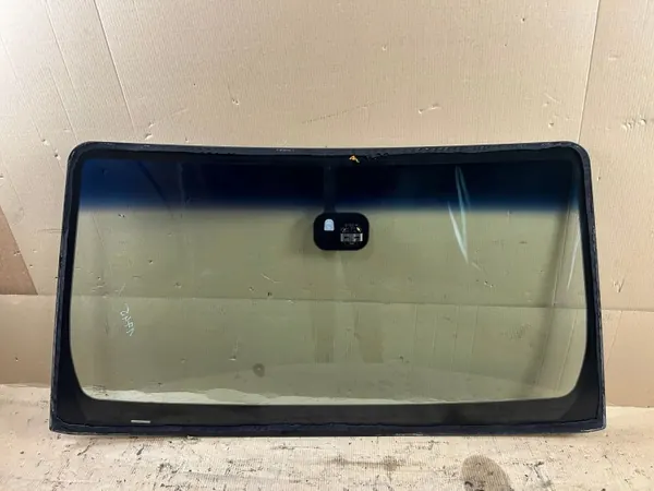 Gebruikte Nissan Navara D40 voorruit OEM MAM83835 image 4
