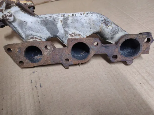 Gebrauchter Abgaskrümmer OEM 1031425502 für W124/W126 image 4