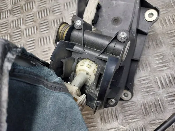 Vaihteiston vaihde + kaapelit Opel Vectra C 2.2 DTI image 7