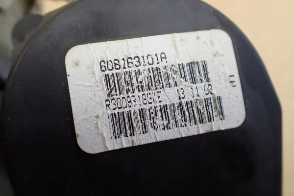 Dodge Journey I 2.0 CRD 09- Turvavyö Etu Oikea 607041564D image 5