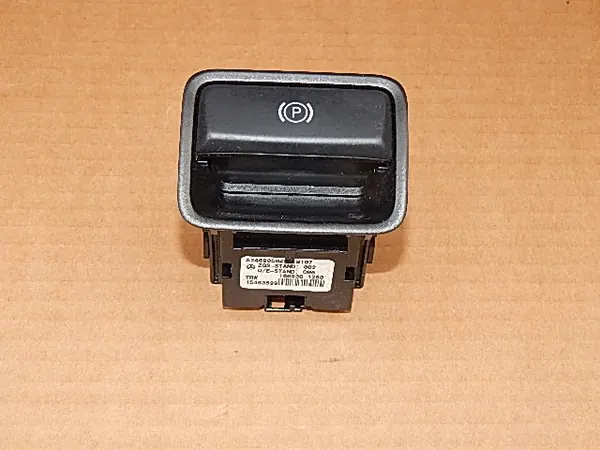 Levier de frein à main OEM A2469050451 pour Infiniti Q30/QX30 image 3