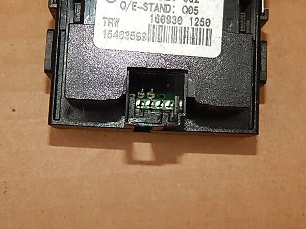 Levier de frein à main OEM A2469050451 pour Infiniti Q30/QX30 image 4
