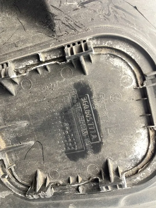 VW PASSAT B8 Front Right Wheel Arch 3G0805970F image 10