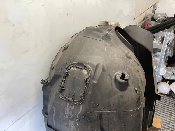 VW PASSAT B8 Front Right Wheel Arch 3G0805970F image 2