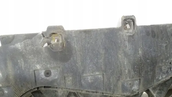 Protector de Parachoques Mercedes W245 B200 image 10