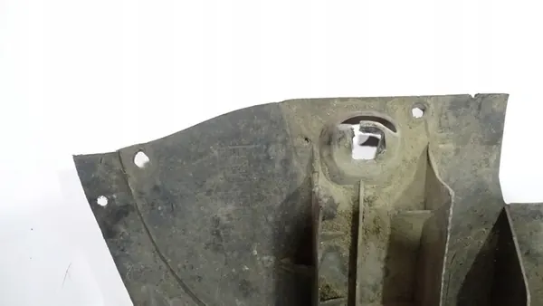 Protector de Parachoques Mercedes W245 B200 image 6