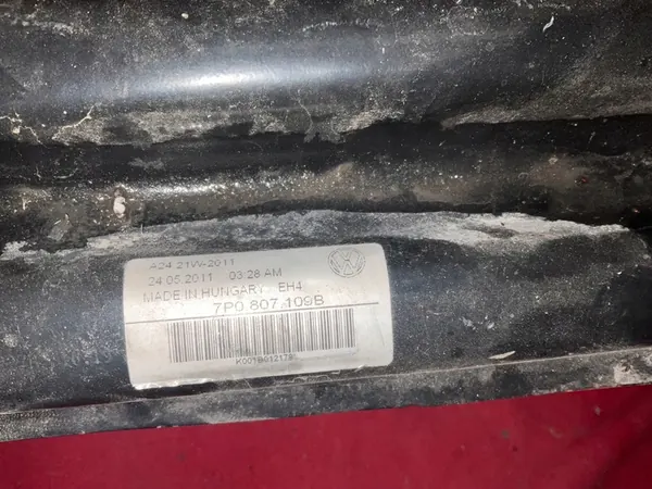 Etupuskuri Porsche Cayenne II 7P0807109B image 5