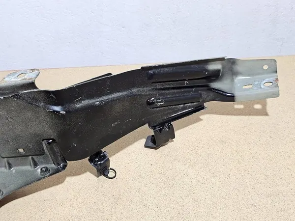 Support de phare avant gauche VOLVO 31457751 image 3